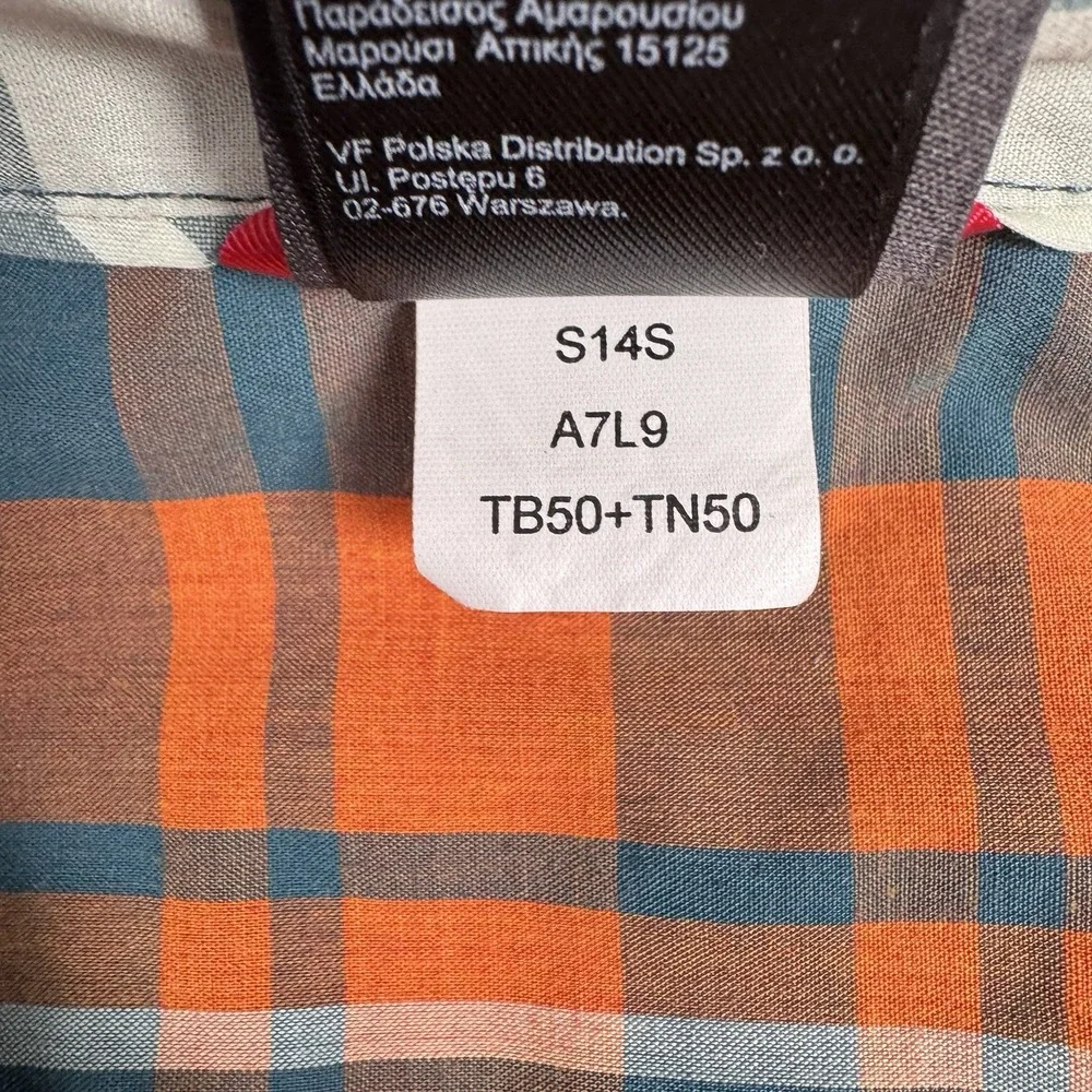 The North Face plaid no ship